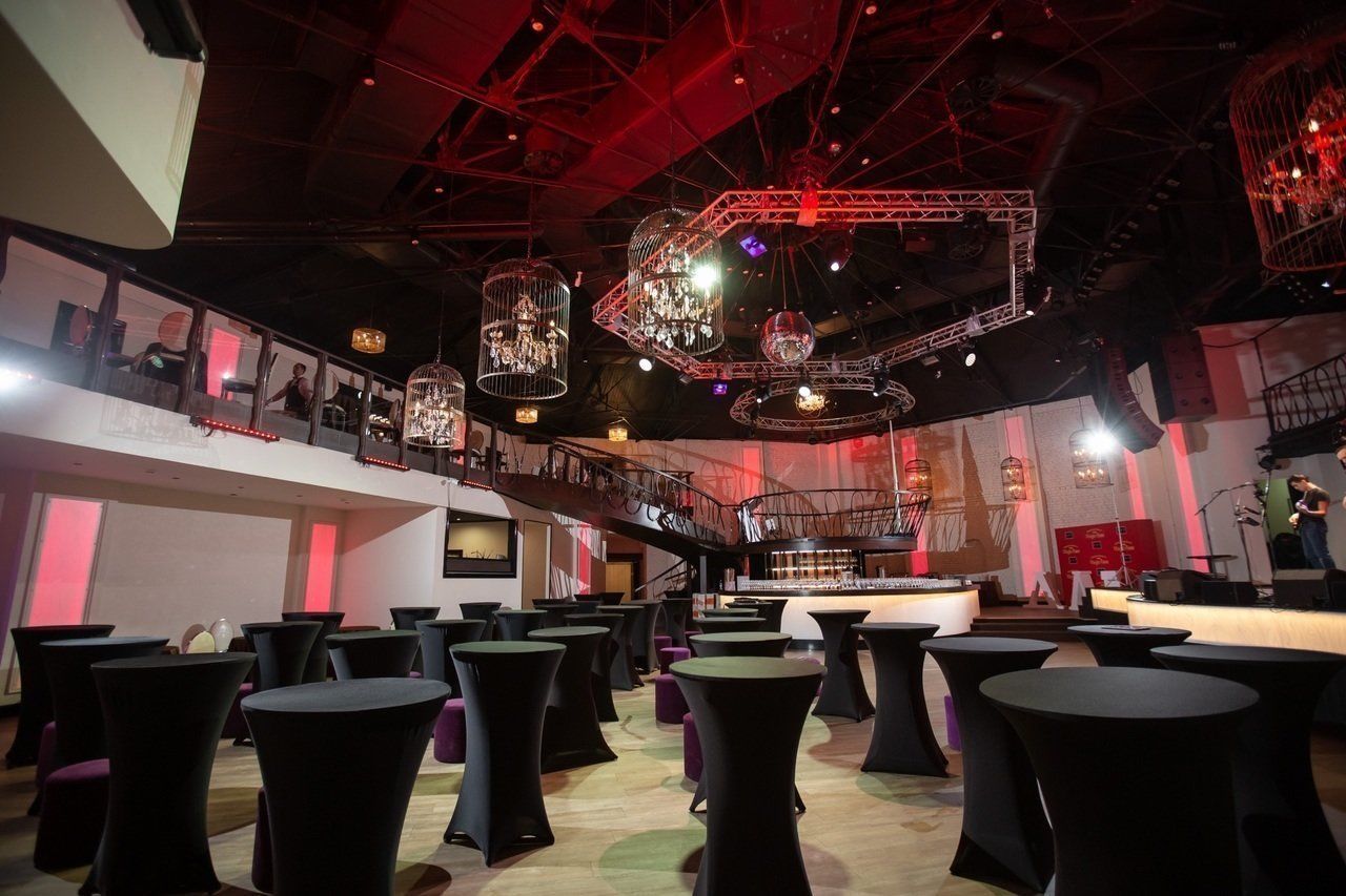 Мальчишник и девичник